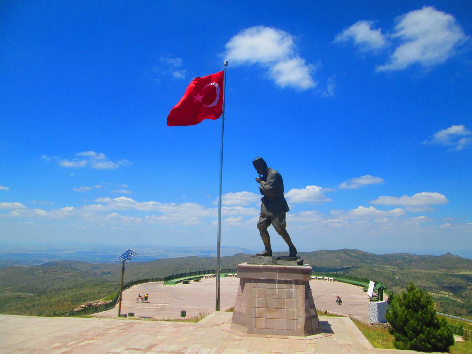 Kocatepe Anıtı